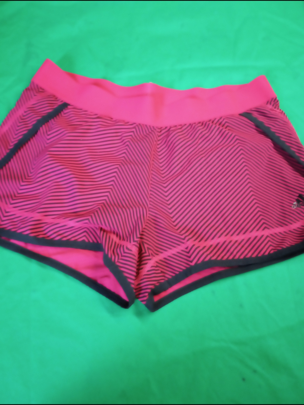 Adidas Women’s Magenta Black Striped Athletic Running Shorts Size Medium